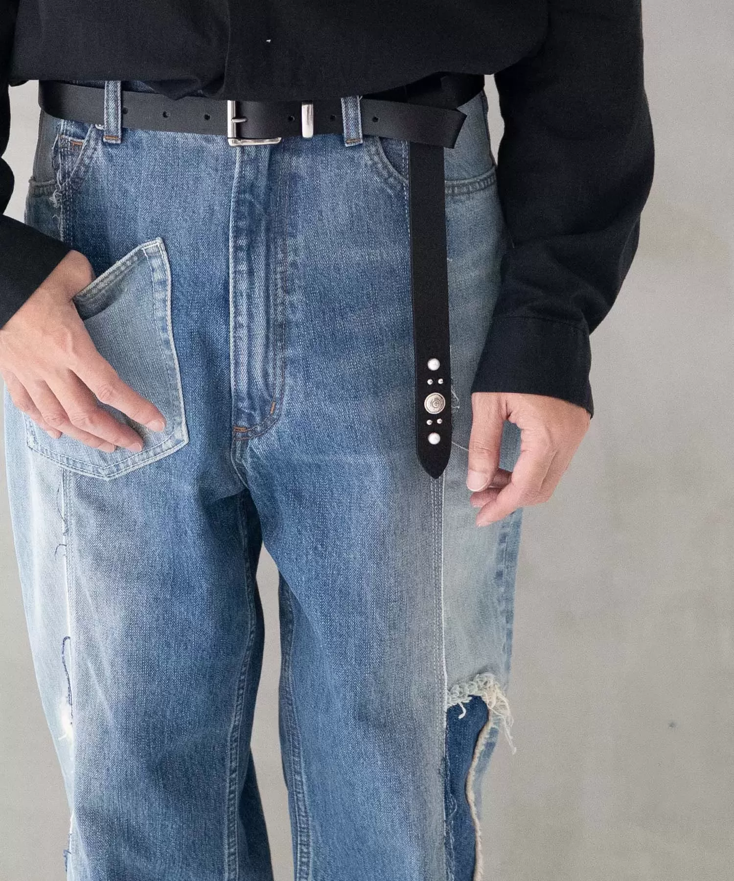 スタッズロングベルト